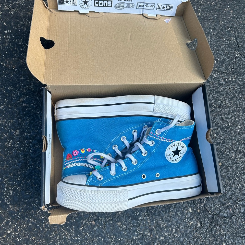 Converse Blue High-Top Sneakers with Classic Canvas Design